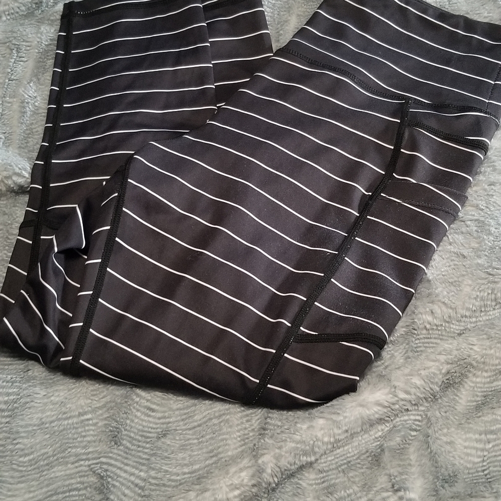 Black stripe pocket light and tights